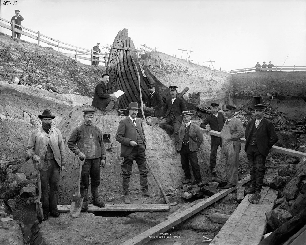 professor-gabriel-gustafson-and-crew-small